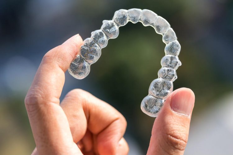 Invisalign Nedir